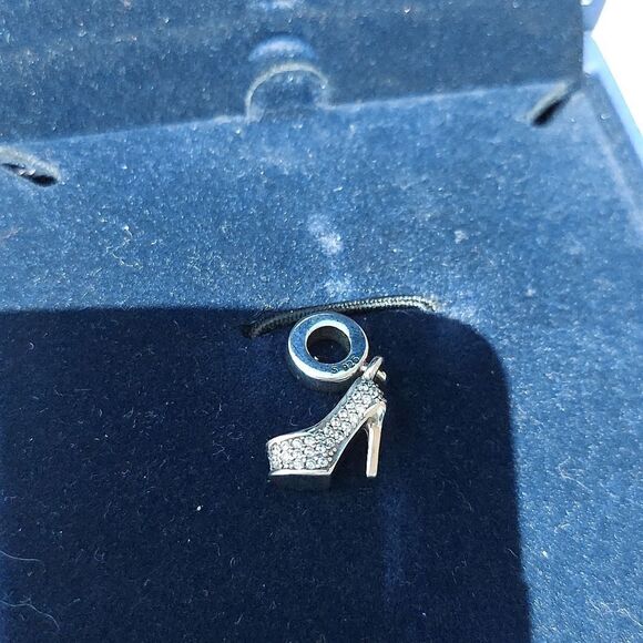 925 Sterling Silver Fashionista Shoe Charm - Picture 4 of 5